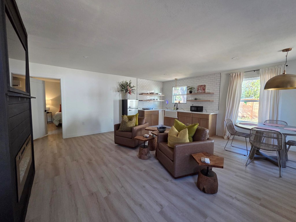 Fredericksburg Condo: 421 East Orchard Street