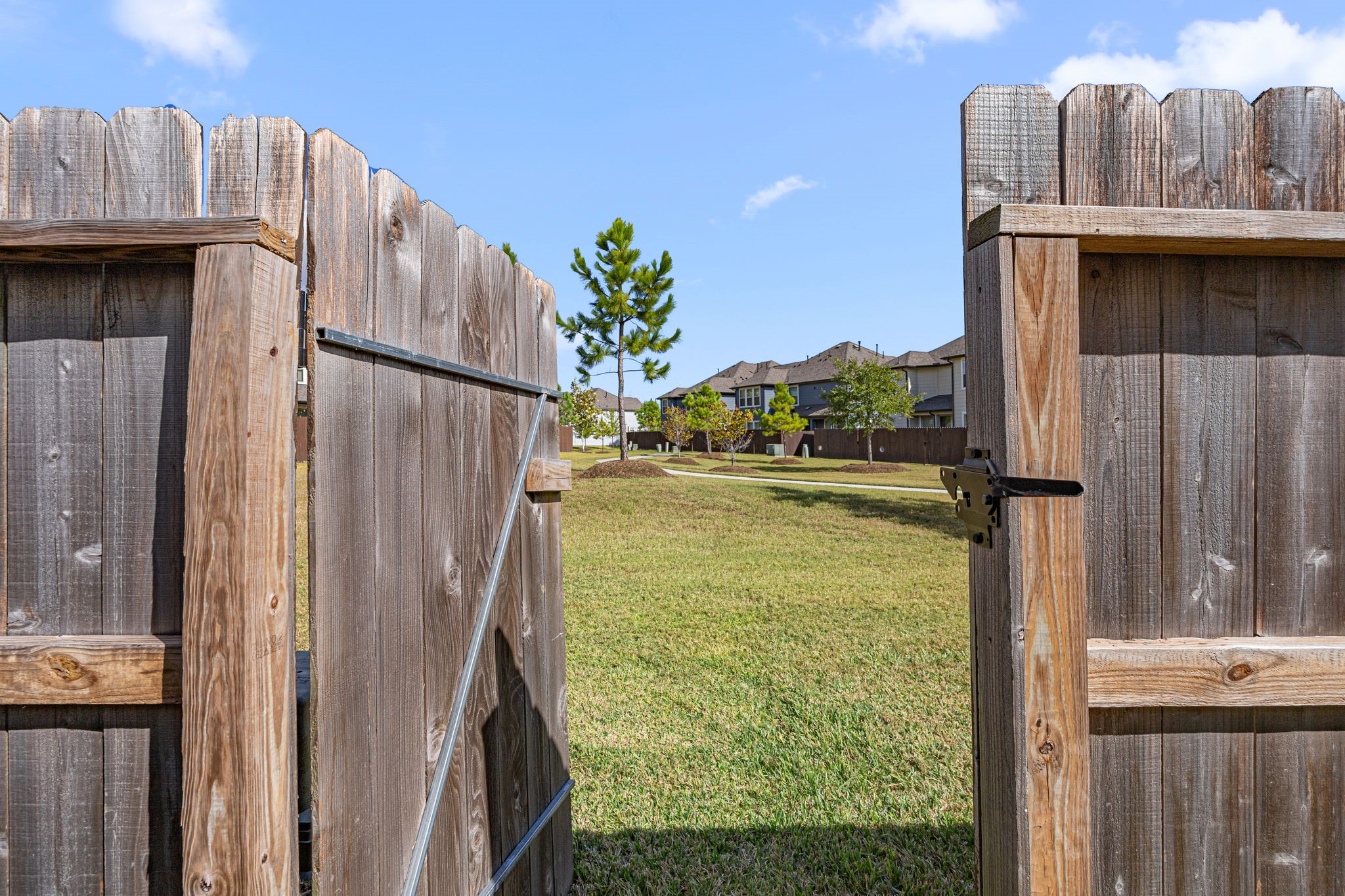 Pasadena Condo: 5617 Evanston Lane