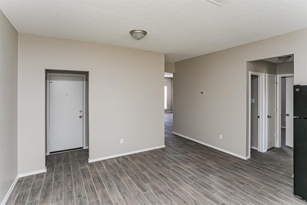Arlington Condo: 6736 Bighorn Ridge