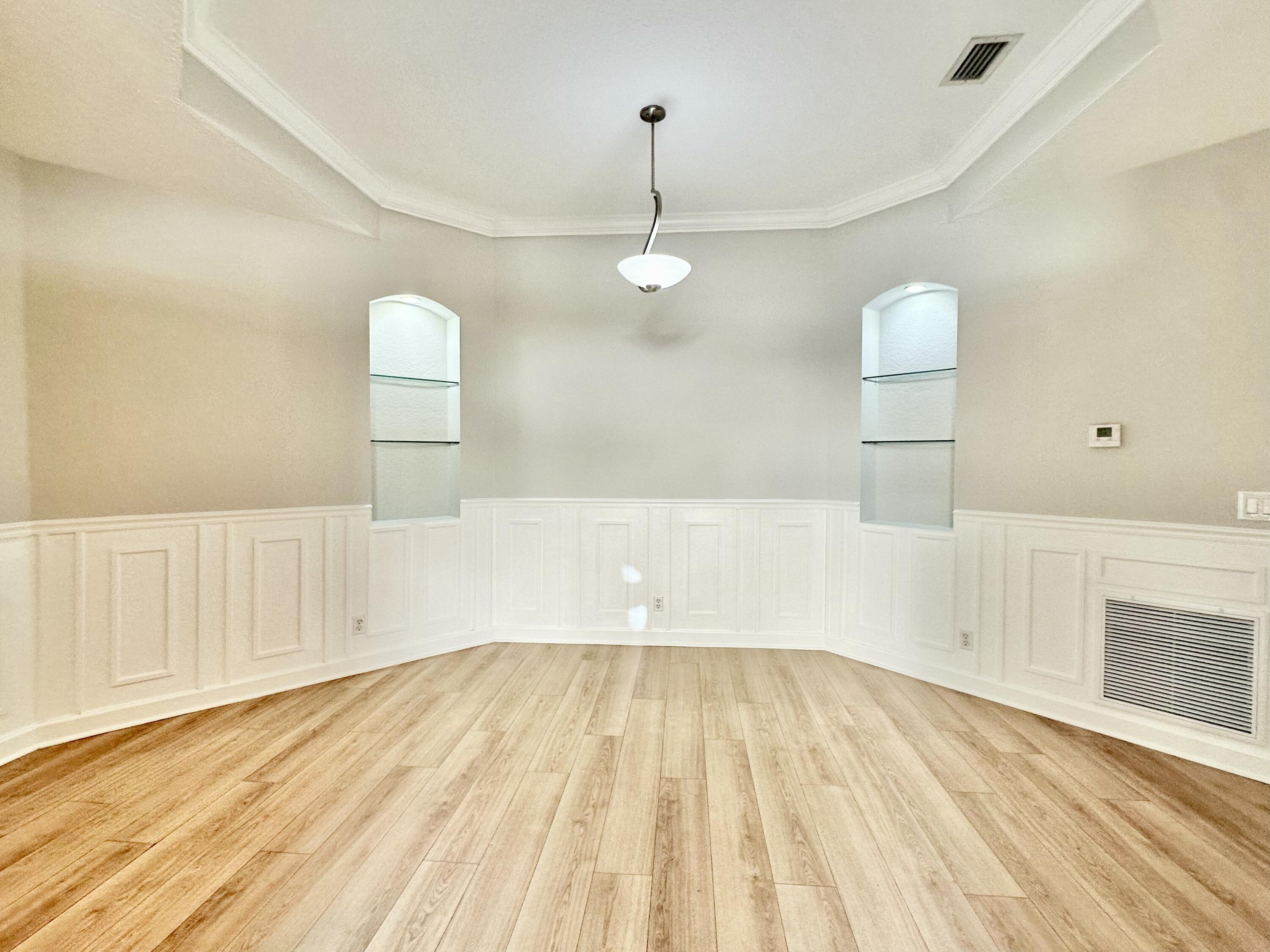 Wellington Condo: 702 Via Toscana