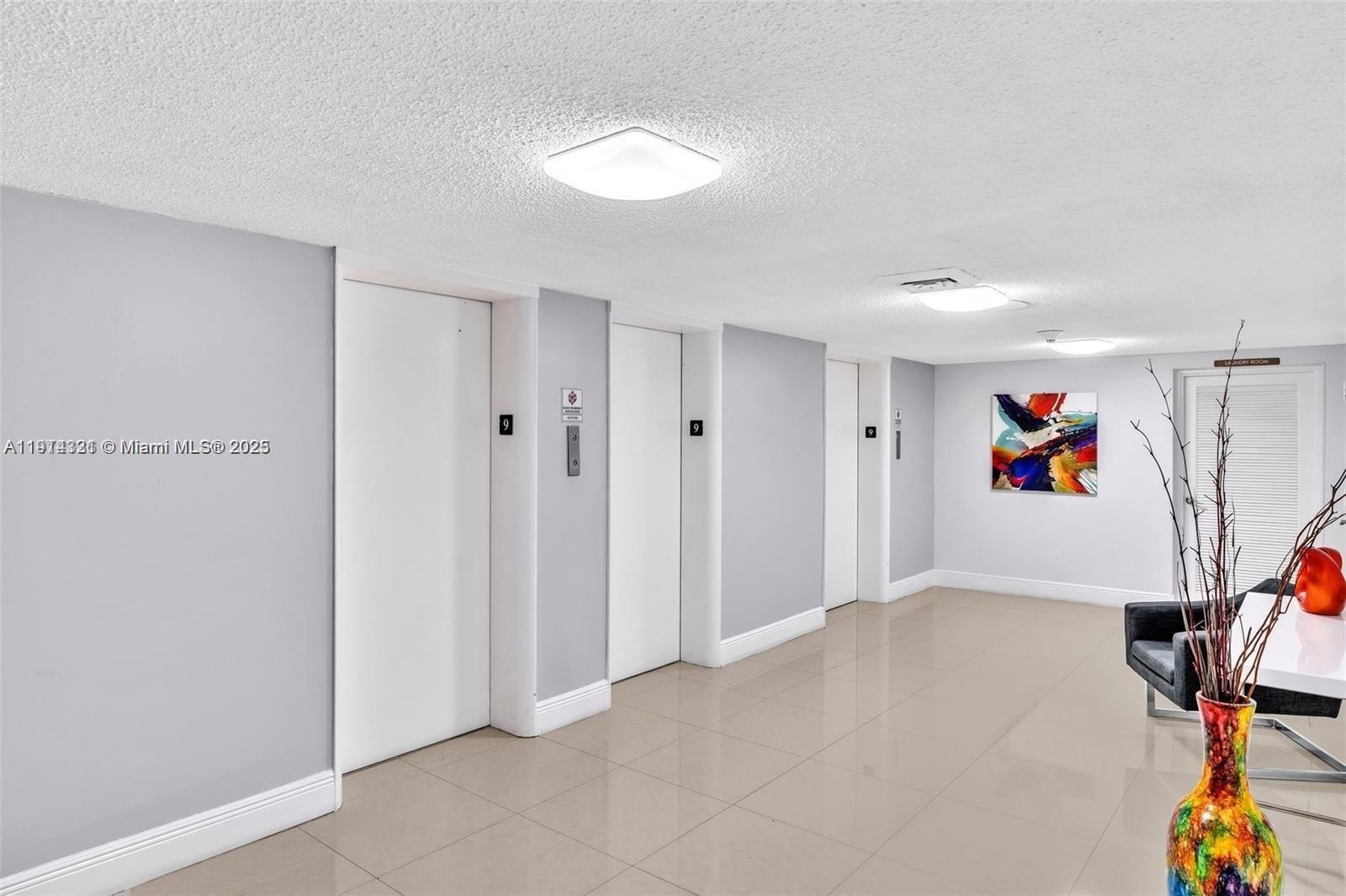 Hollywood Condo: 1600 South Ocean Drive