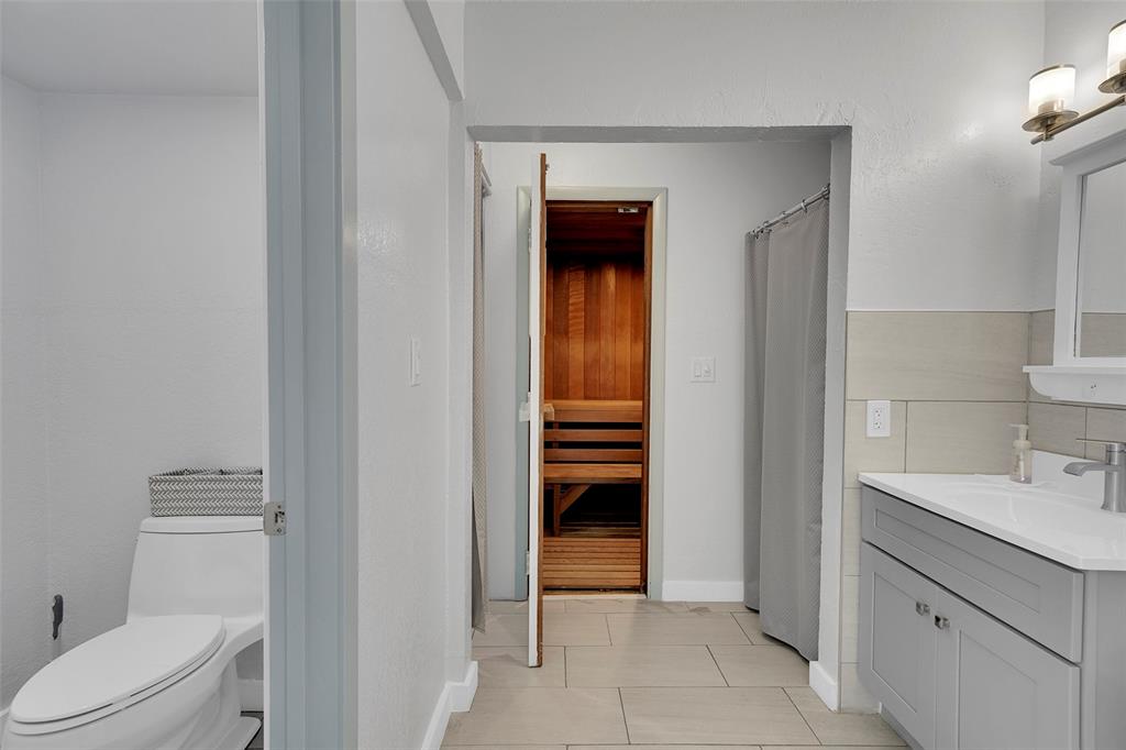 Hollywood Condo: 400 North Surf Road