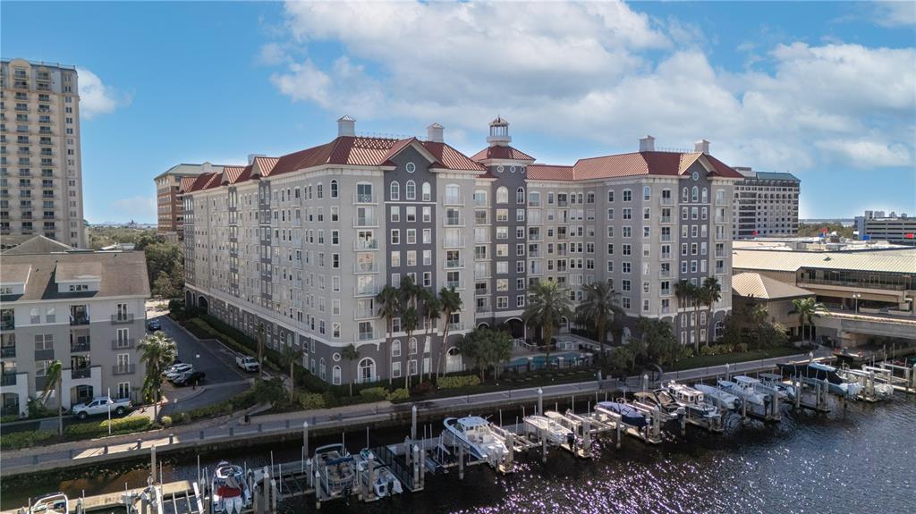Tampa Condo: 700 South Harbour Island Boulevard