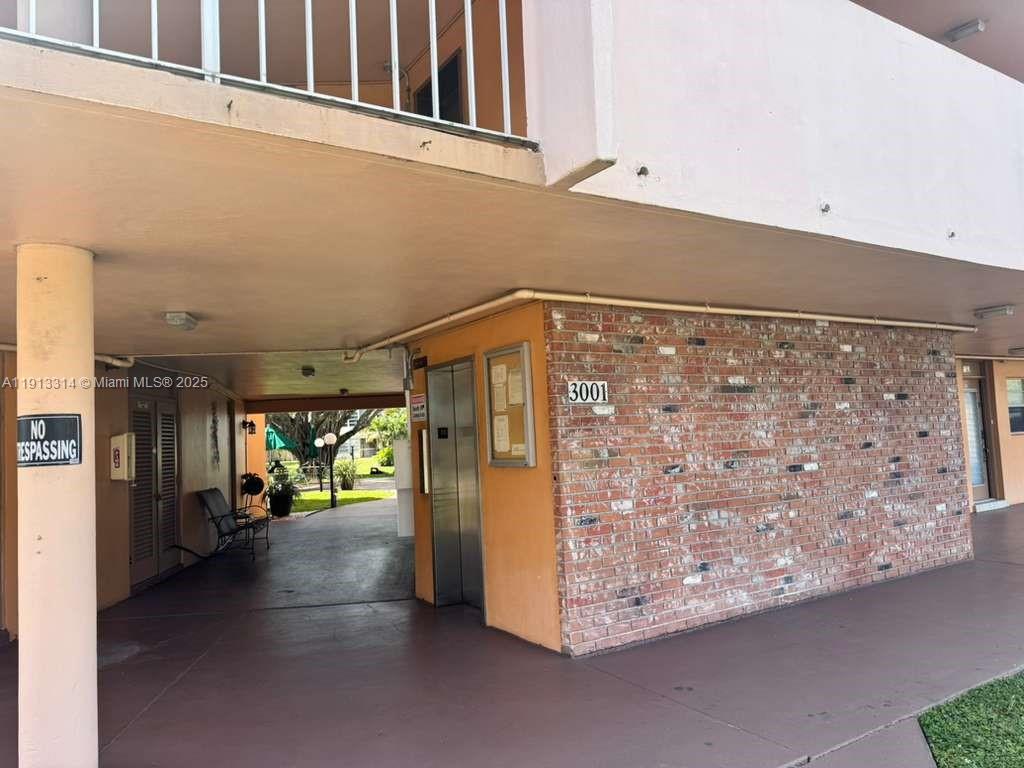 Lauderdale Lakes Condo: 3001 Northwest 46th Avenue