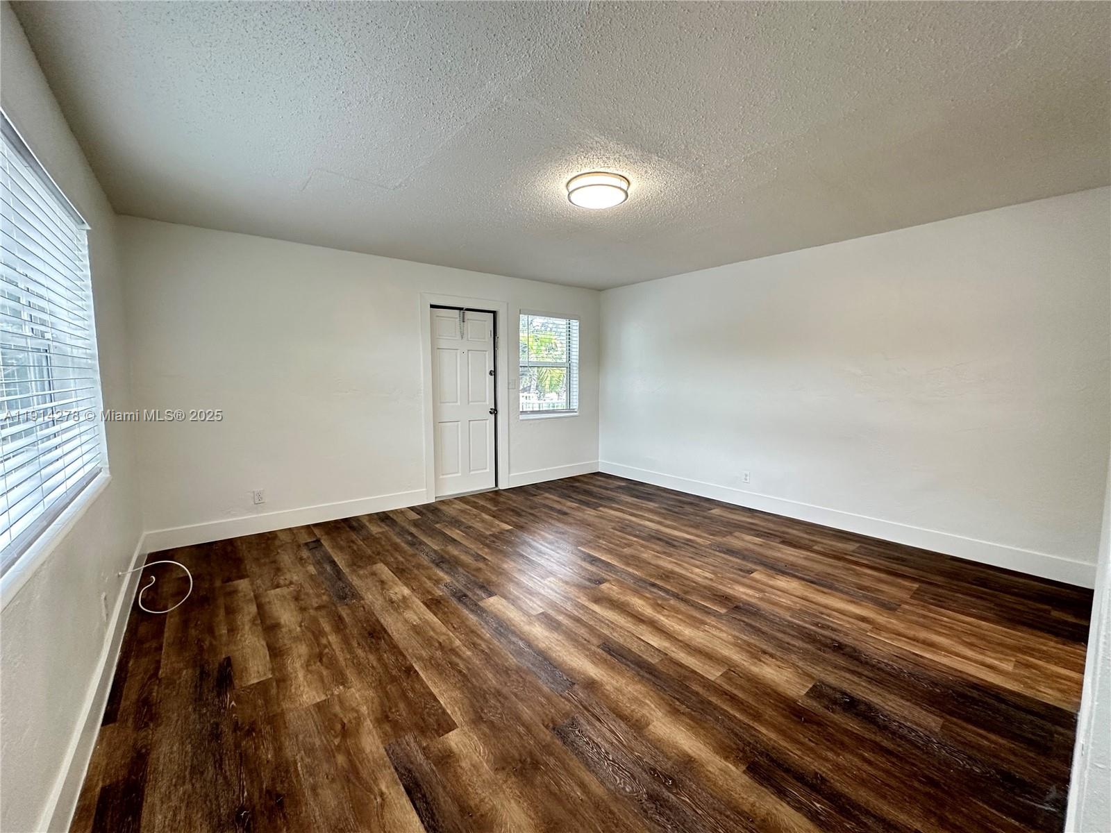 Hollywood Condo: 1821 Thomas Street