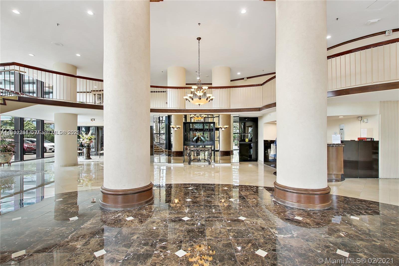 Bal Harbour Condo: 10185 Collins Avenue