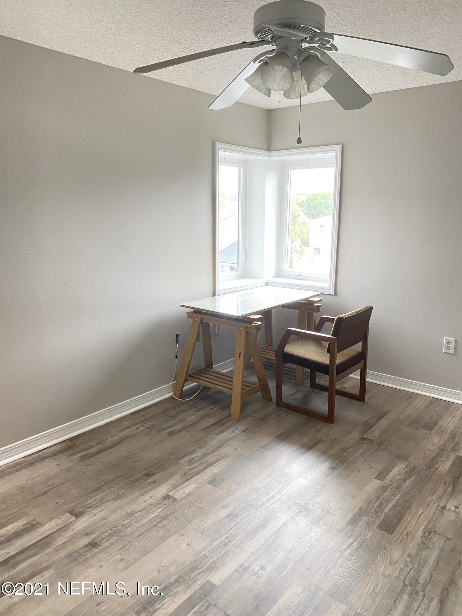 Jacksonville Beach Condo: 201 10th Avenue North