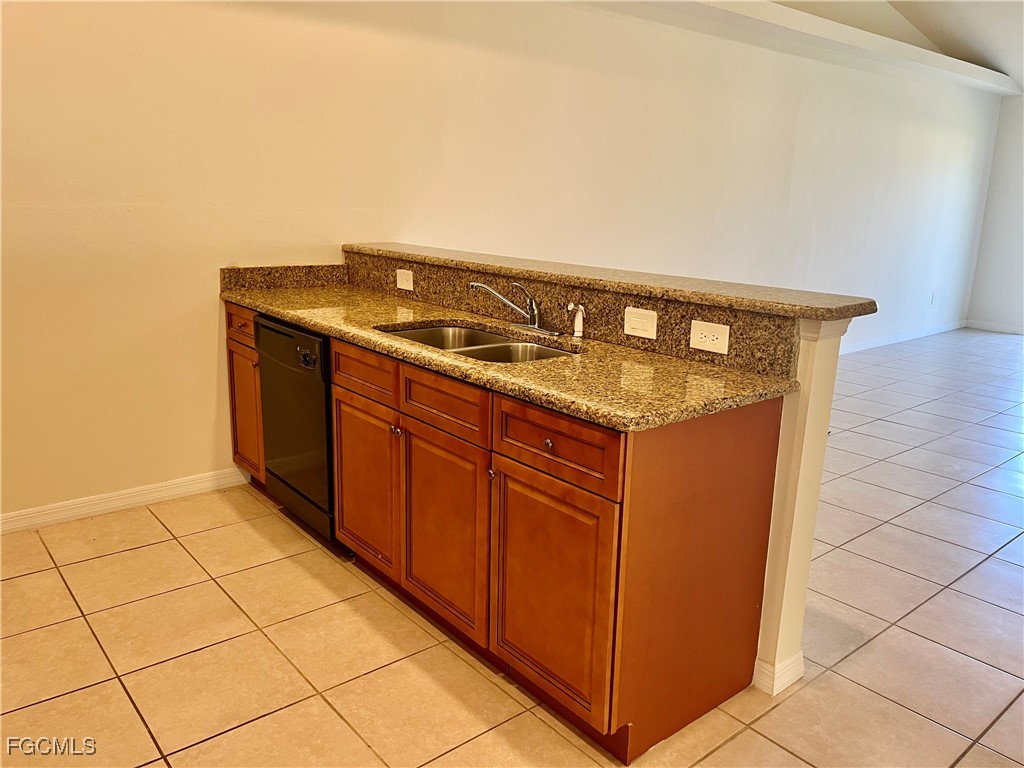 Cape Coral Condo: 1625 Southwest 34th Street