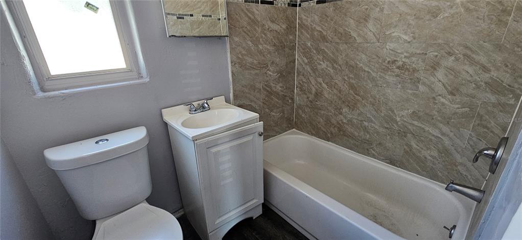 Daytona Beach Condo: 424 North Charles Street