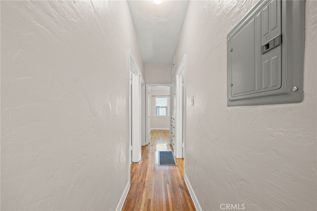 Long Beach Condo: 1142 Bennett Avenue