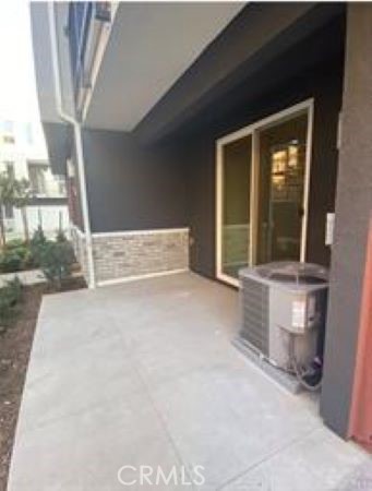 Irvine Condo: 177 Steely