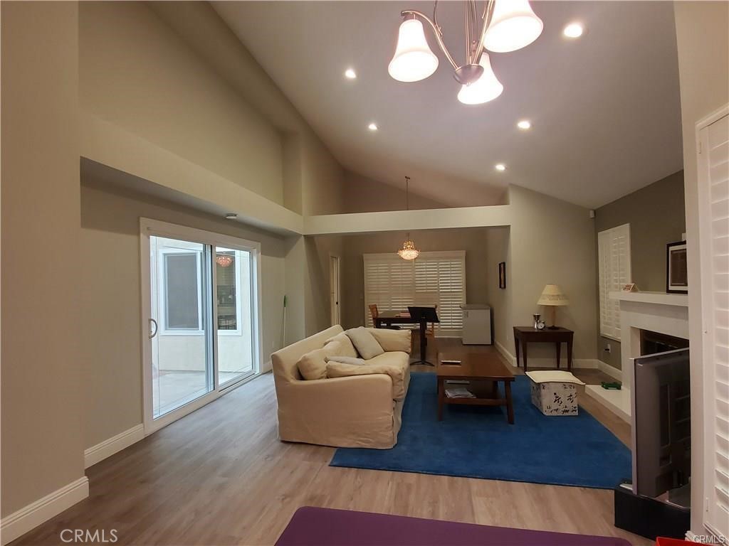 Irvine Condo: 2 Cedarlake