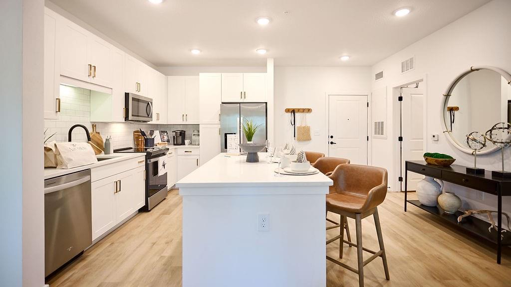 Venice Condo: 9500 Grandtree Avenue