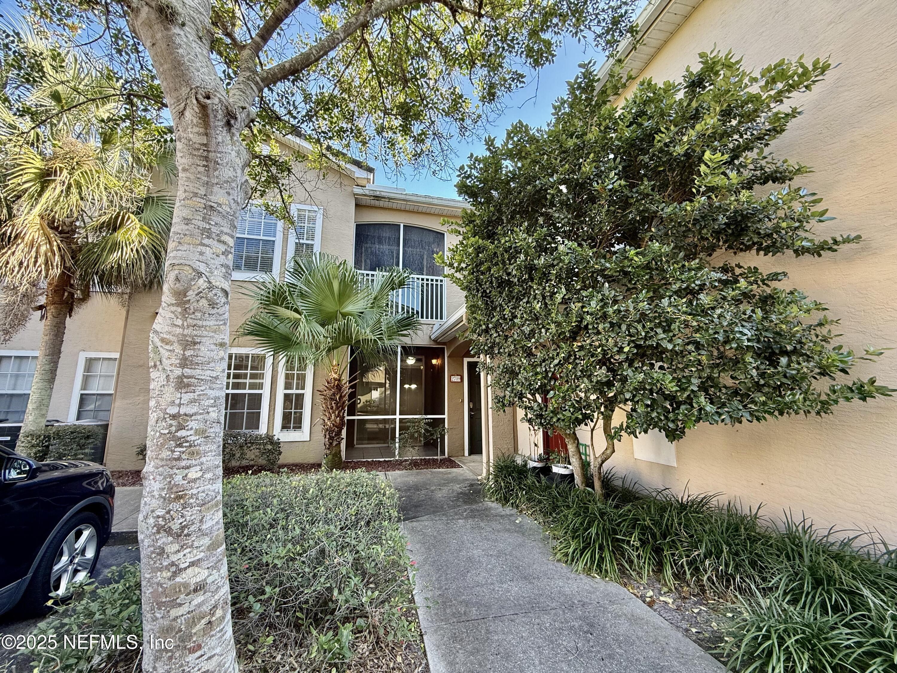 Jacksonville Condo: 10075 Gate Parkway North