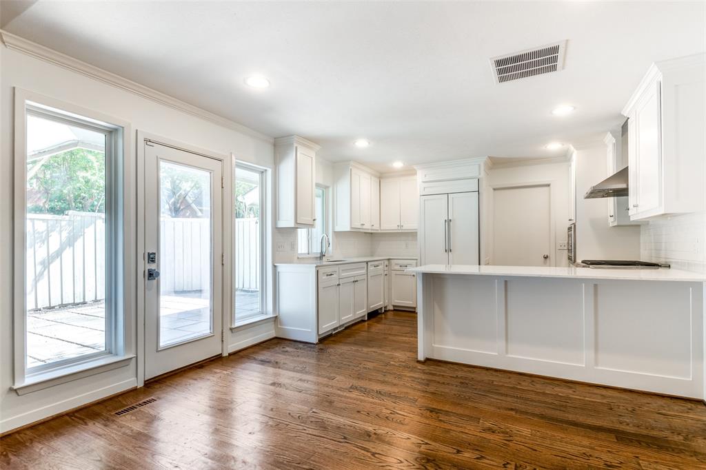 University Park Condo: 3101 Lovers Lane