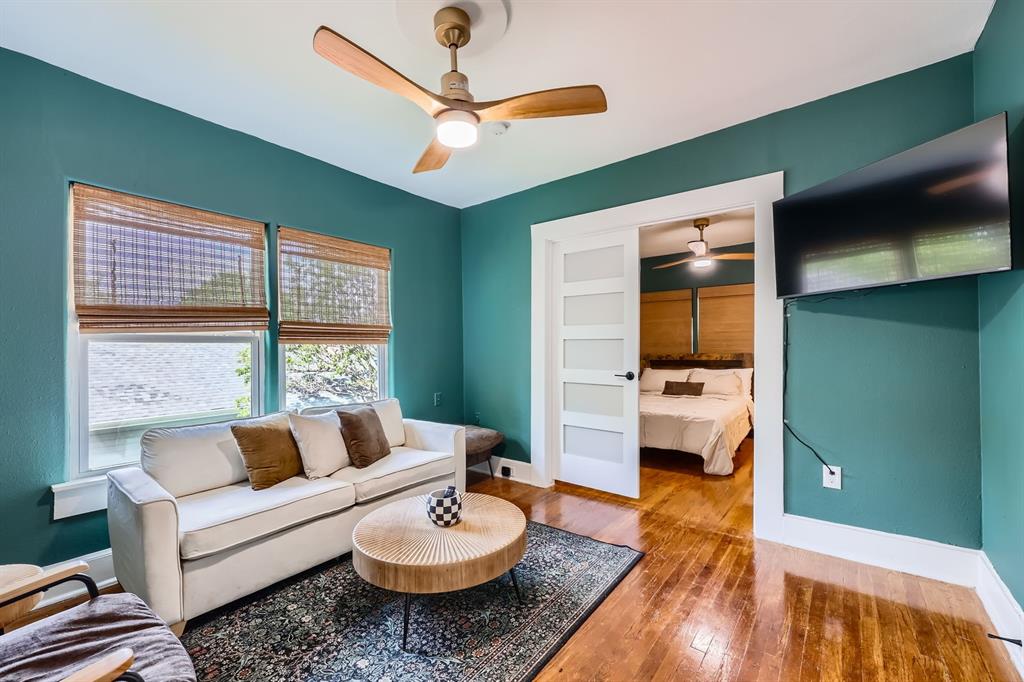 Dallas Condo: 225 South Oak Cliff Boulevard