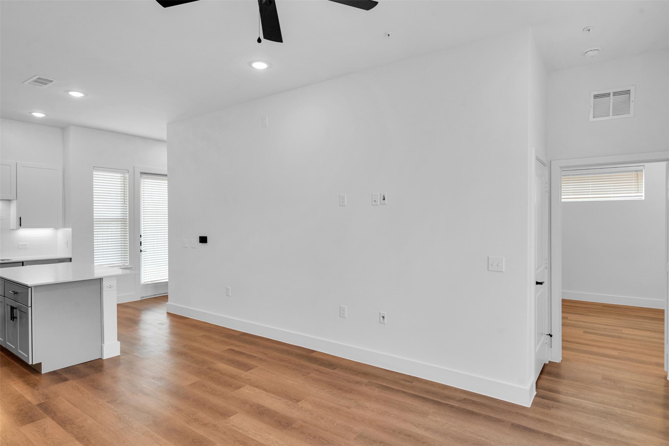 Garland Condo: 1757-928 Labrador Lane