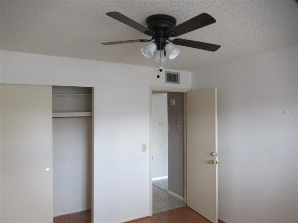 Clearwater Condo: 2466 Ecuadorian Way