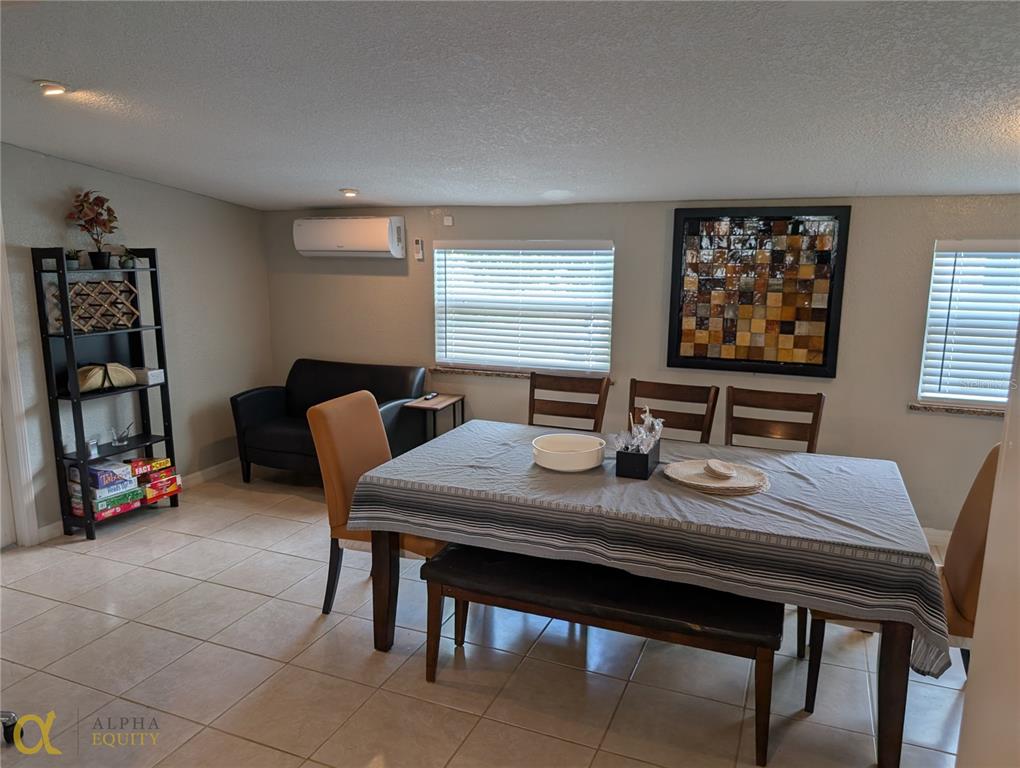 Sanford Condo: 615 Mimosa Terrace