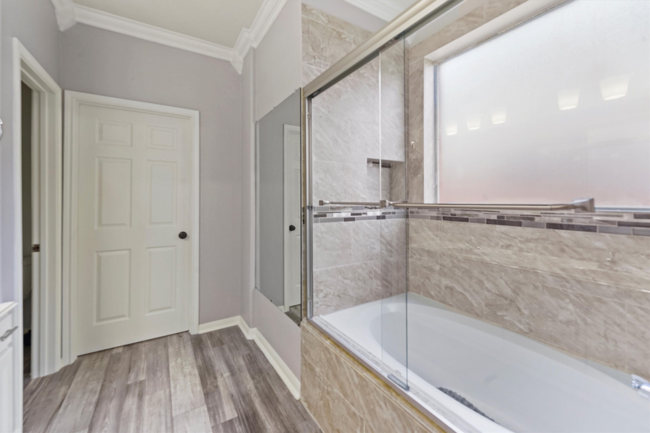 Spring Condo: 24522 Forest Path Court