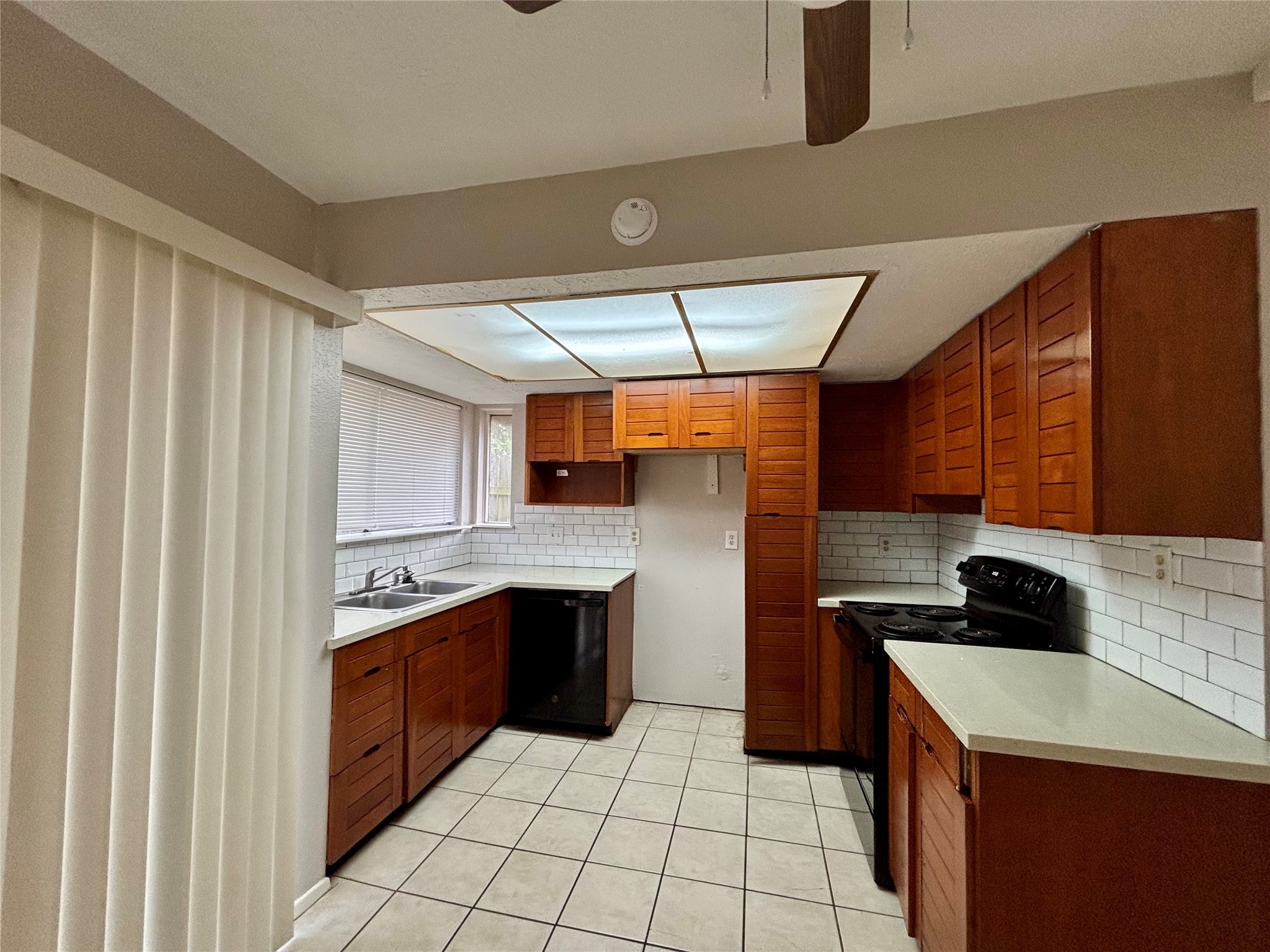 Spring Condo: 4426 Hirschfield Road