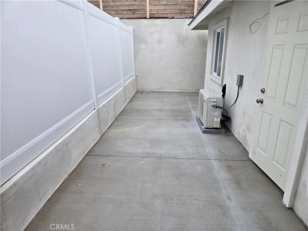 Orange Condo: 8712 Oceanview Avenue