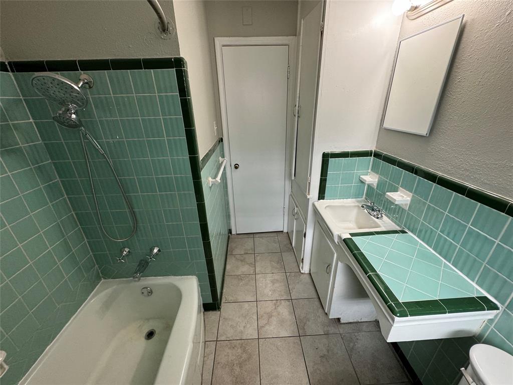 Dallas Condo: 2322 Costa Mesa Drive