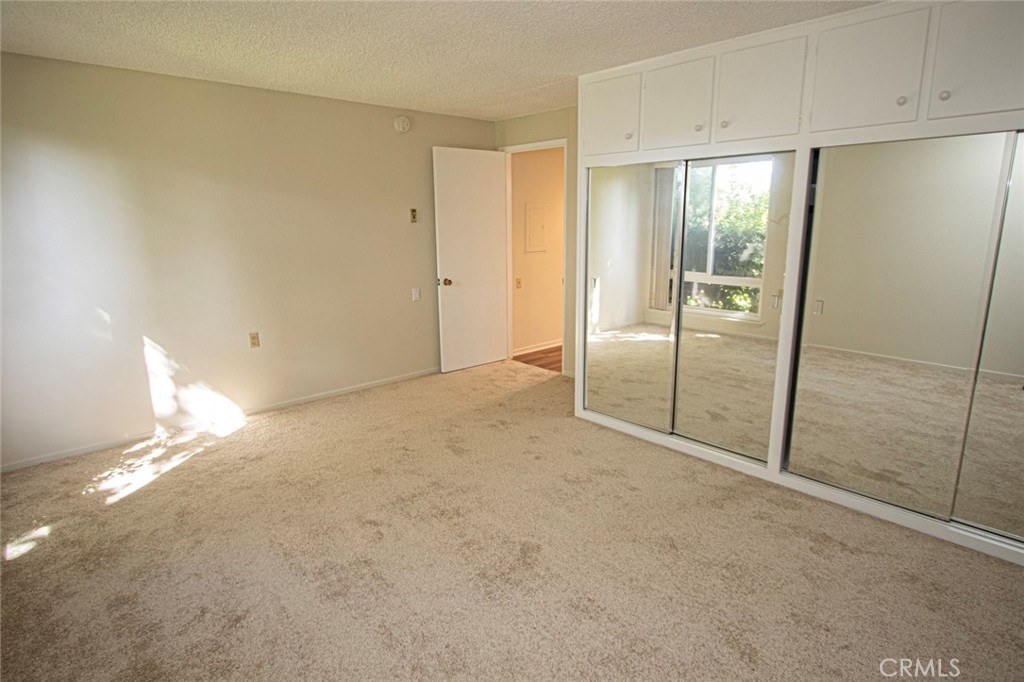Laguna Woods Condo: 594 Avenida Majorca