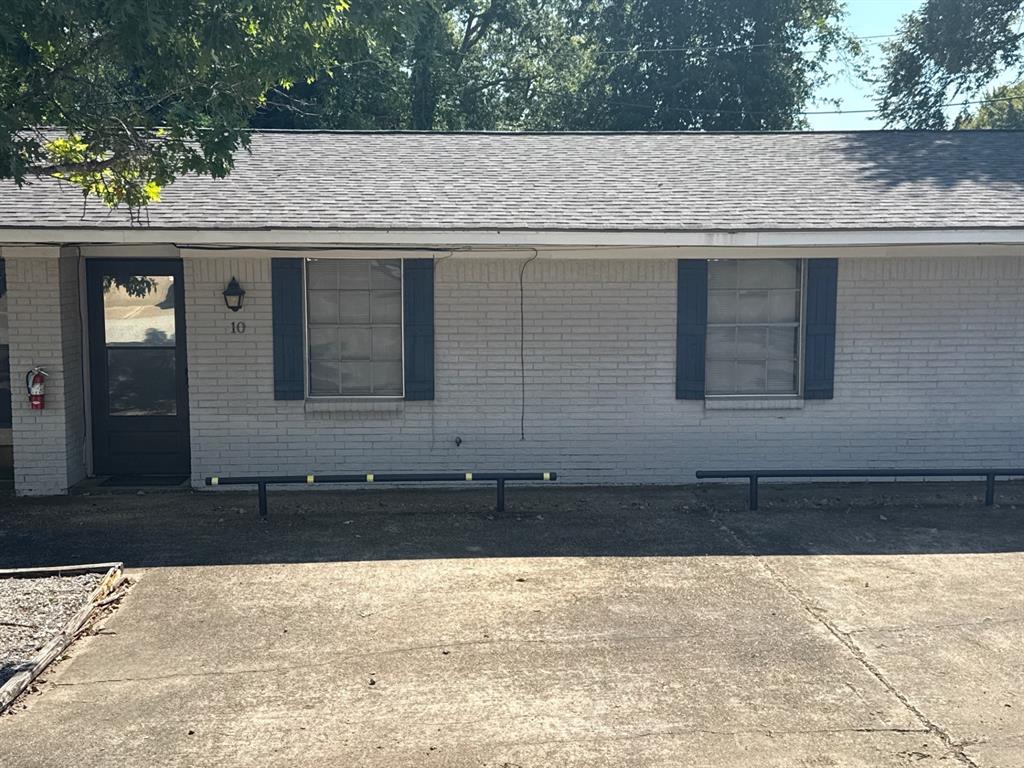 Canton Condo: 1600 West Lane