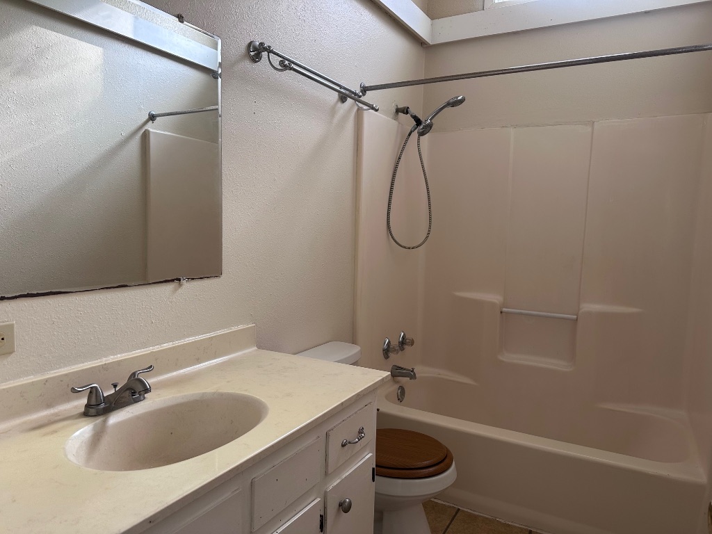 Cedar Creek Condo: 114 Thorne Road