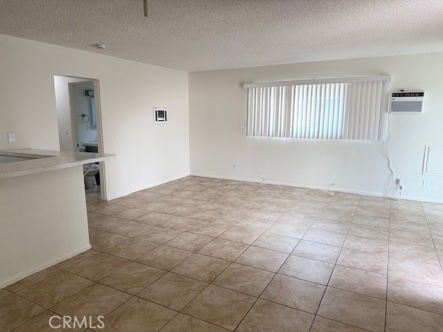 Palm Springs Condo: 686 East Cottonwood Road