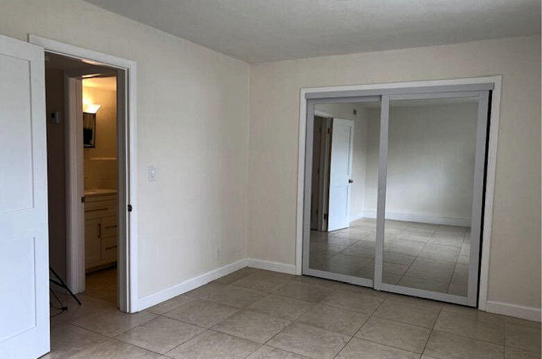 Deerfield Beach Condo: 1649 Southeast 4th Street
