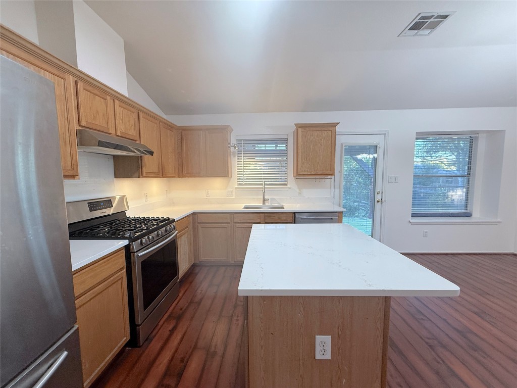 Round Rock Condo: 3357 Cantera Way