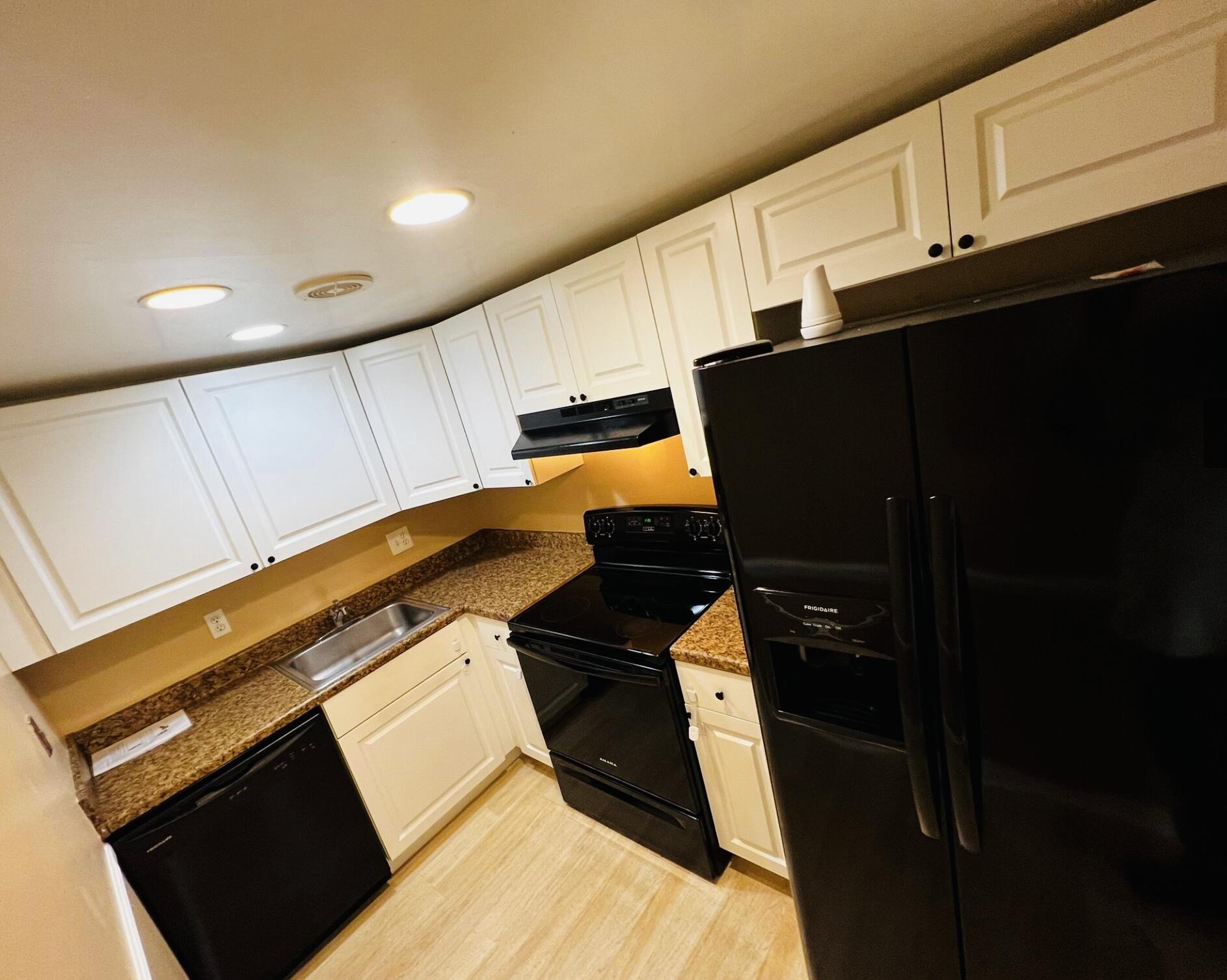 Boca Raton Condo: 618 Northwest 13th Street