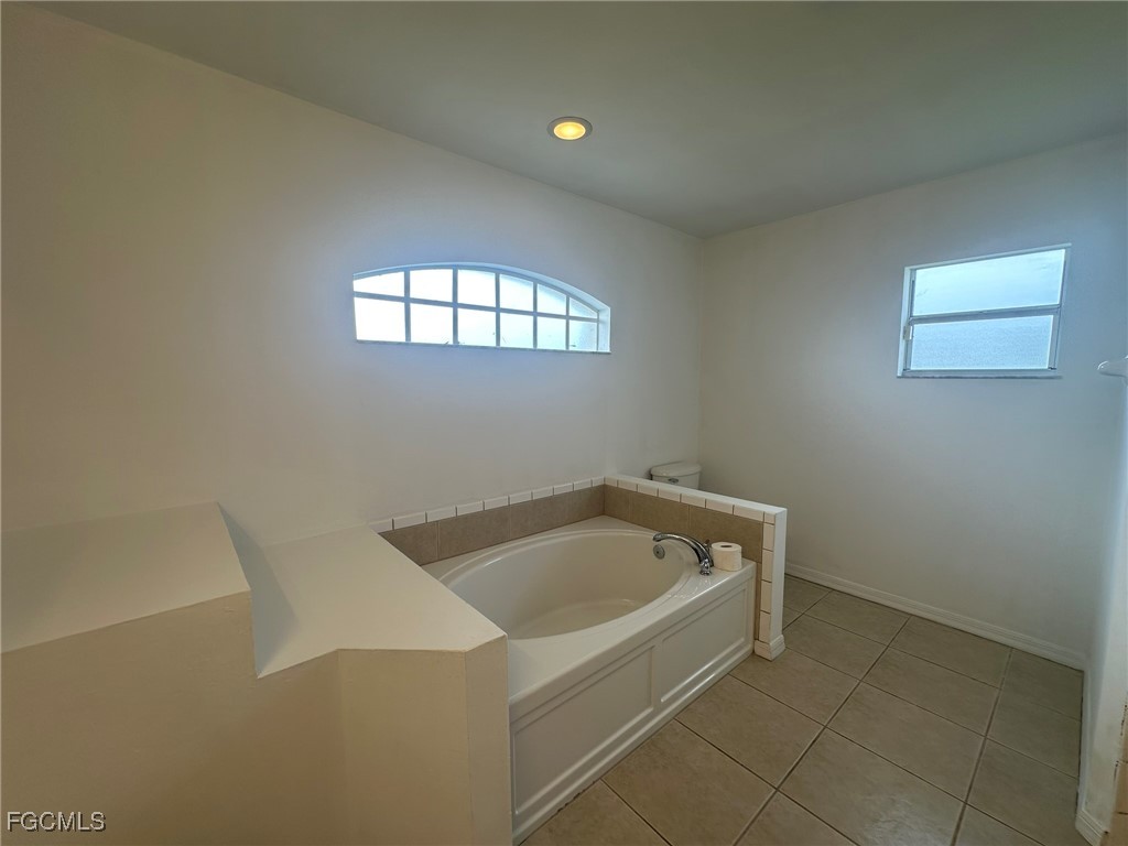 Cape Coral Condo: 3929 Northwest 42nd Avenue
