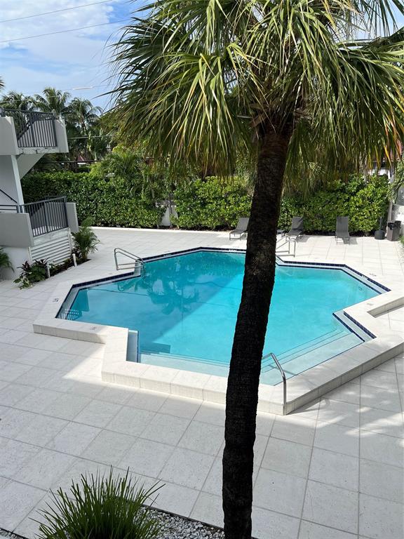 Fort Lauderdale Condo: 2100 Northeast 33rd Avenue