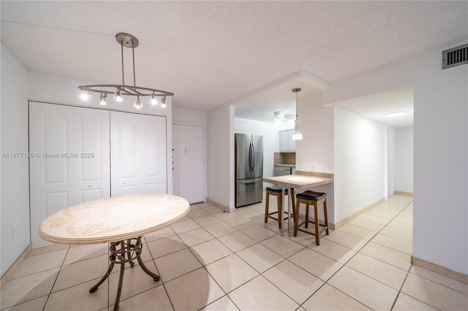 North Miami Condo: 2500 Northeast 135th Street