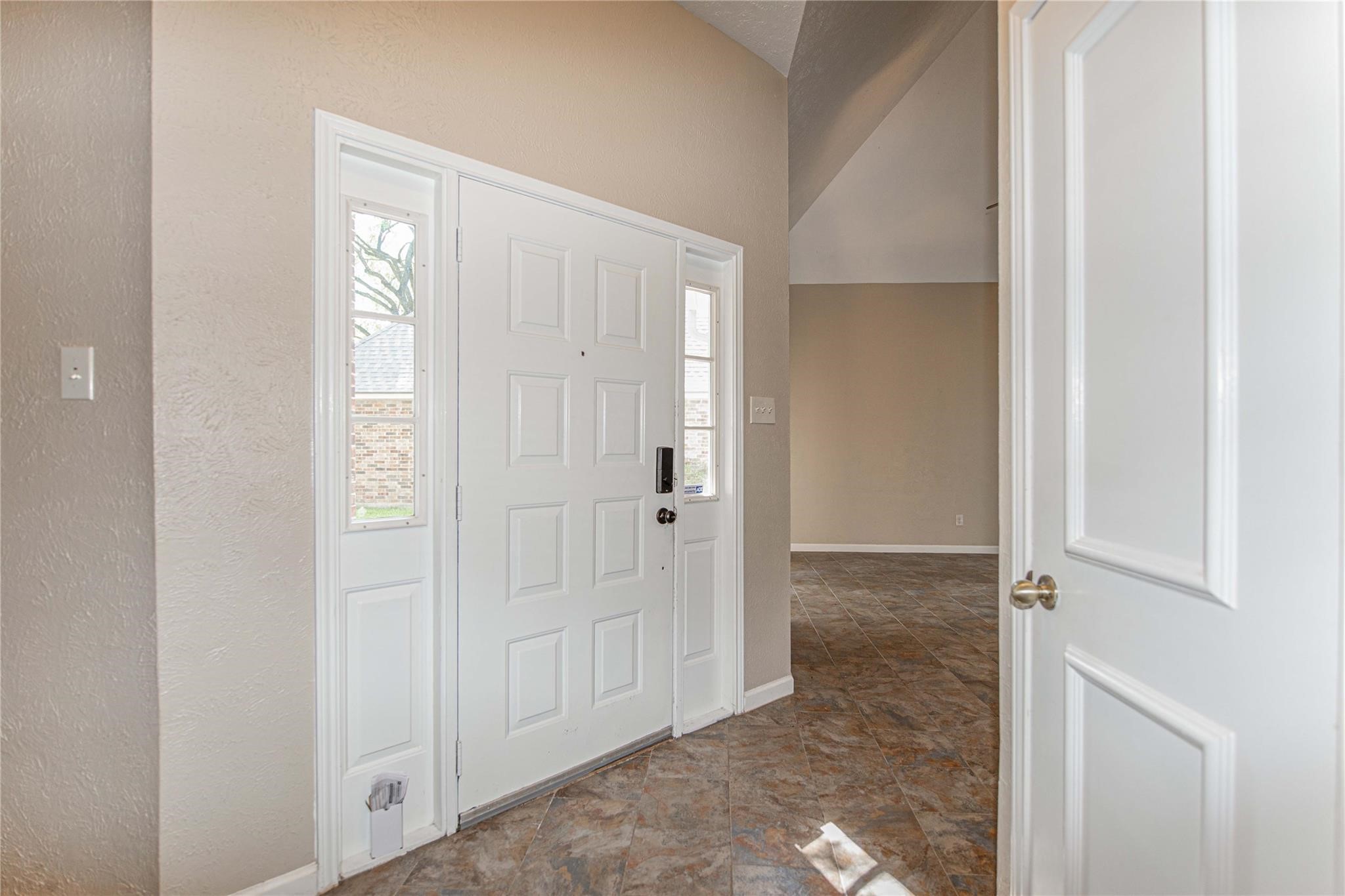 Houston Condo: 10131 Wayward Wind Lane