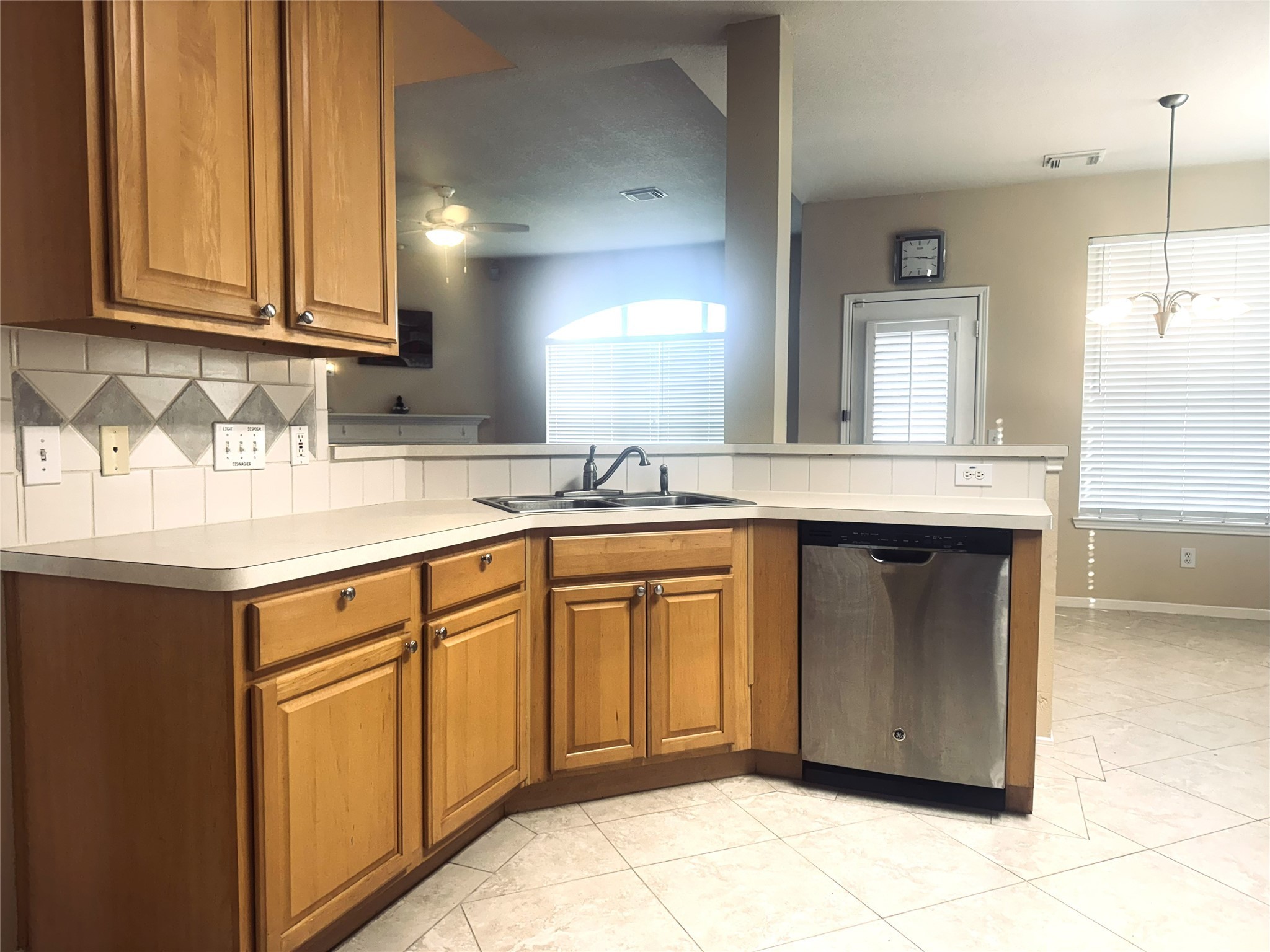 Houston Condo: 9810 Mossy Tree Lane