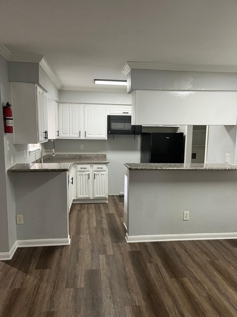 Houston Condo: 9255 West Sam Houston Parkway South