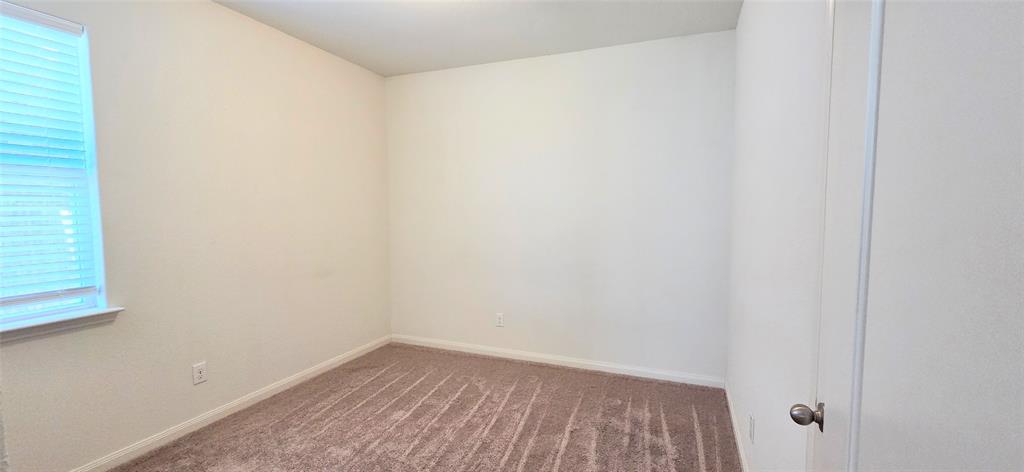 Anna Condo: 2118 Sable Wood Drive