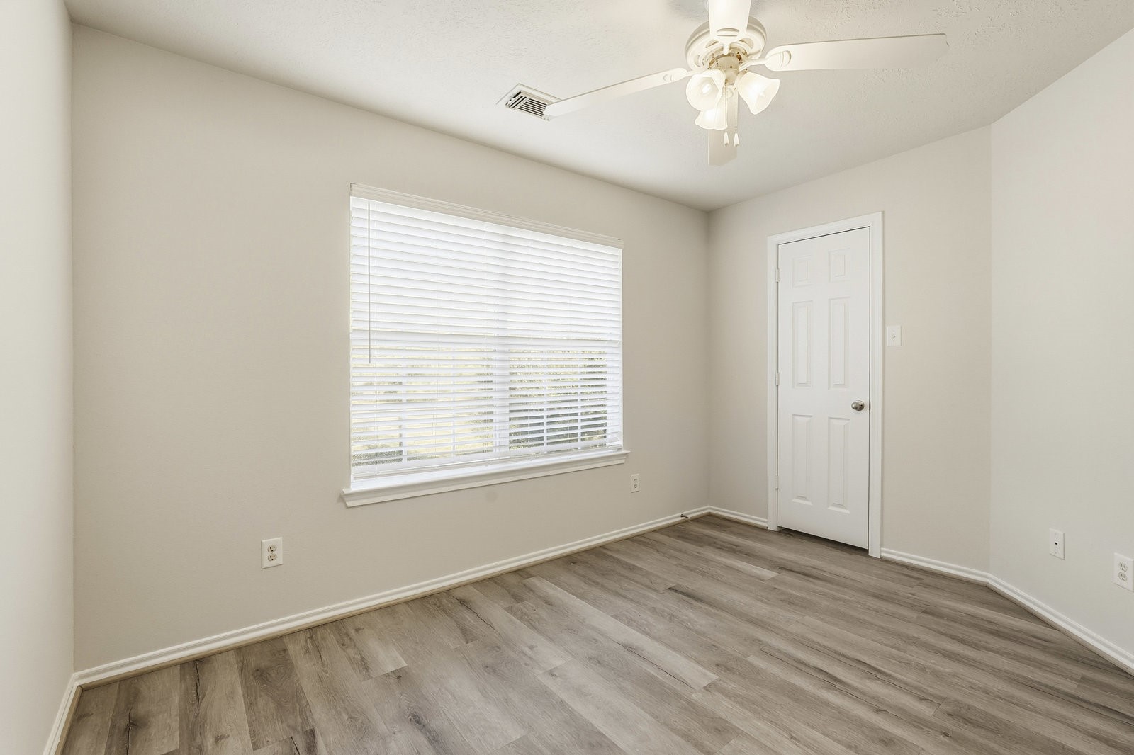 Katy Condo: 5606 Redgrove Lane