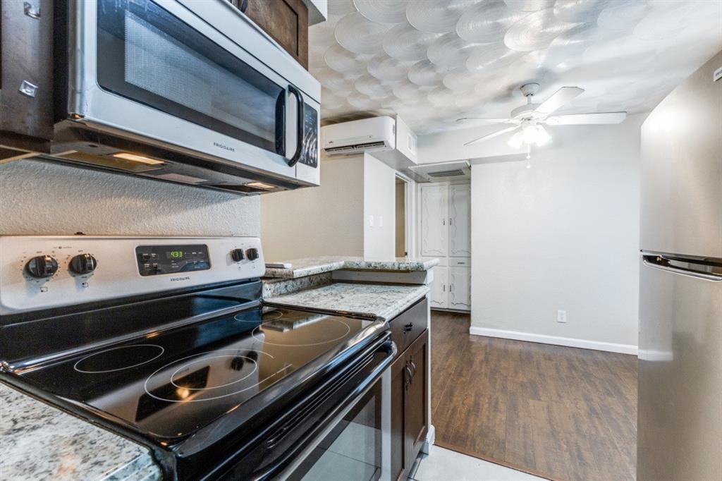 Dallas Condo: 811 Skillman Street