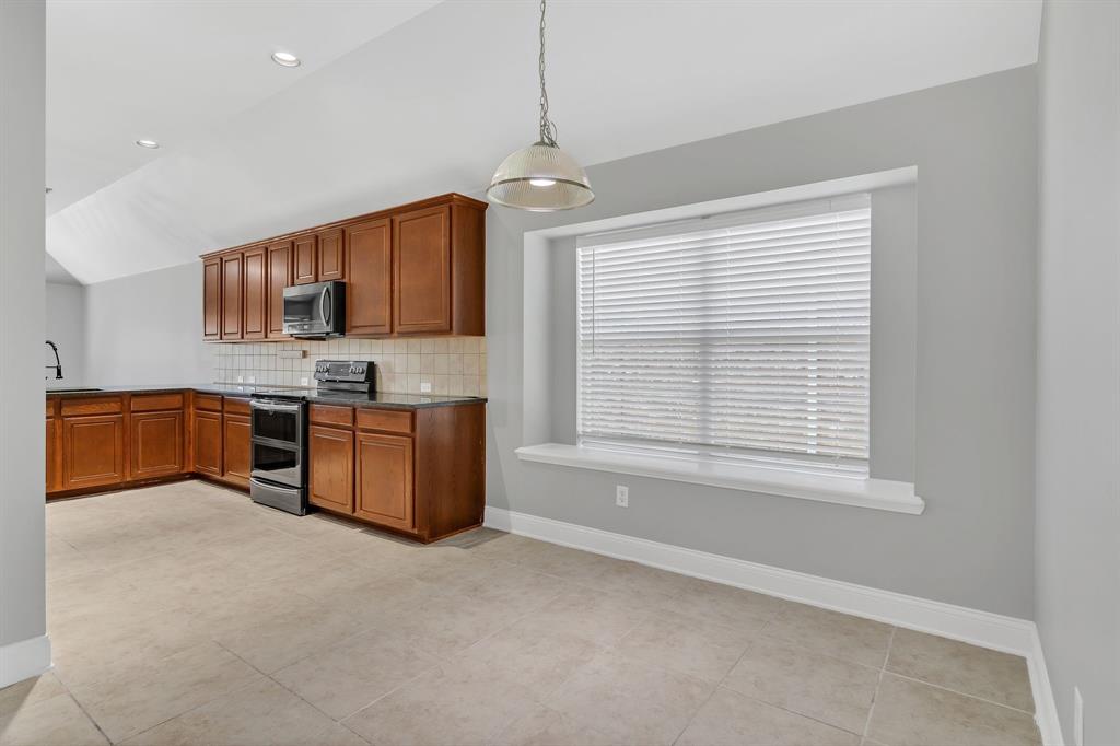 Fort Worth Condo: 5744 Moon Flower Court