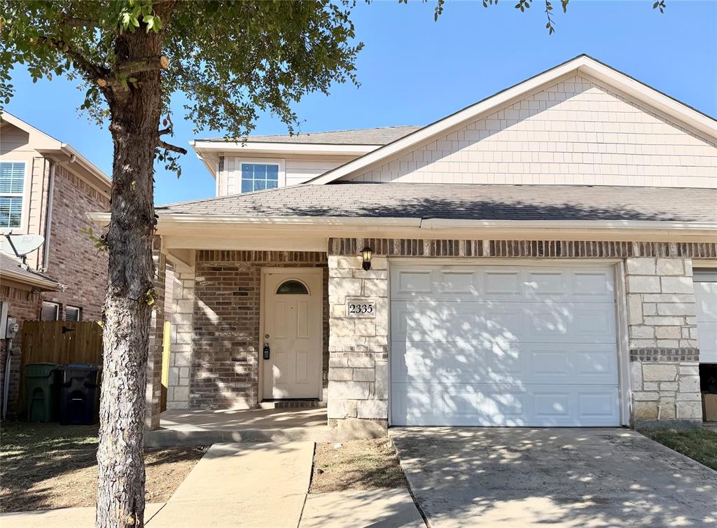 Arlington Condo: 2337 Bloomfield Drive