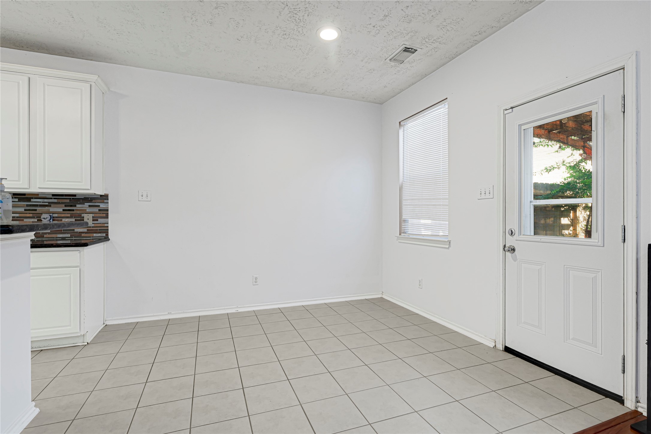 Houston Condo: 16106 Greenport Lane