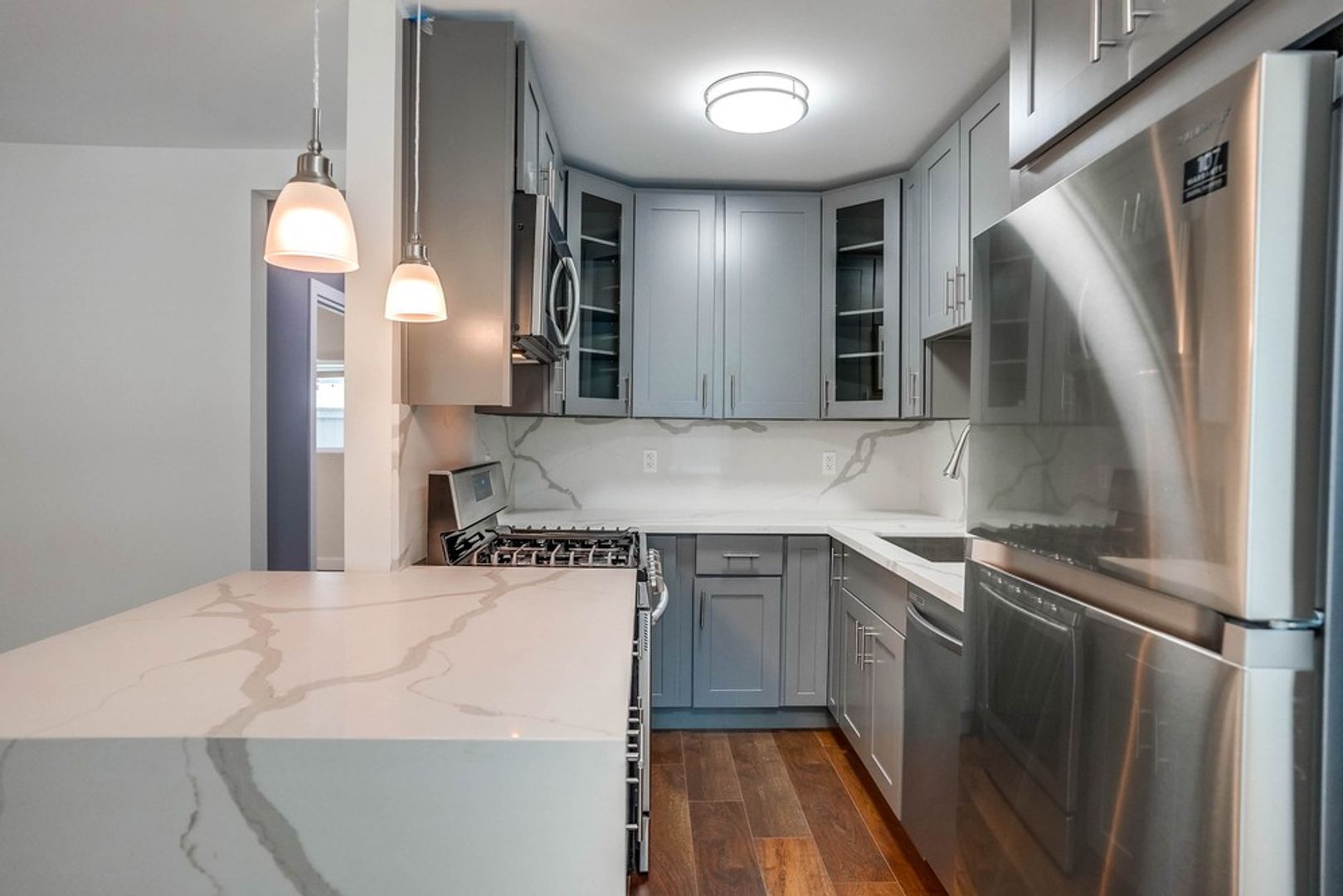 Inglewood Condo: 920 Enterprise Ave