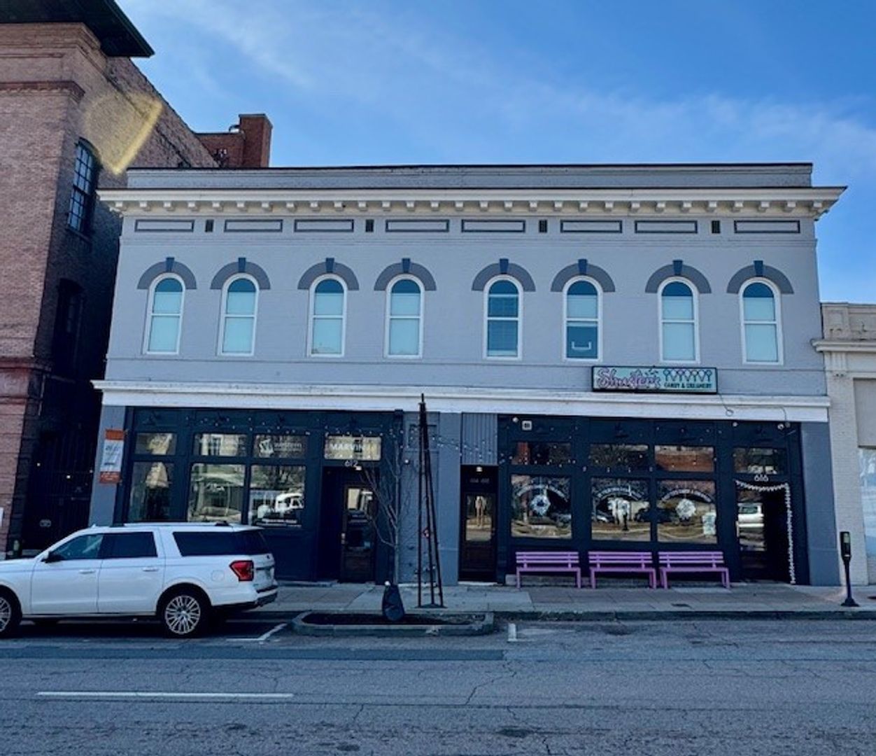 Macon Condo: 614 Poplar Street