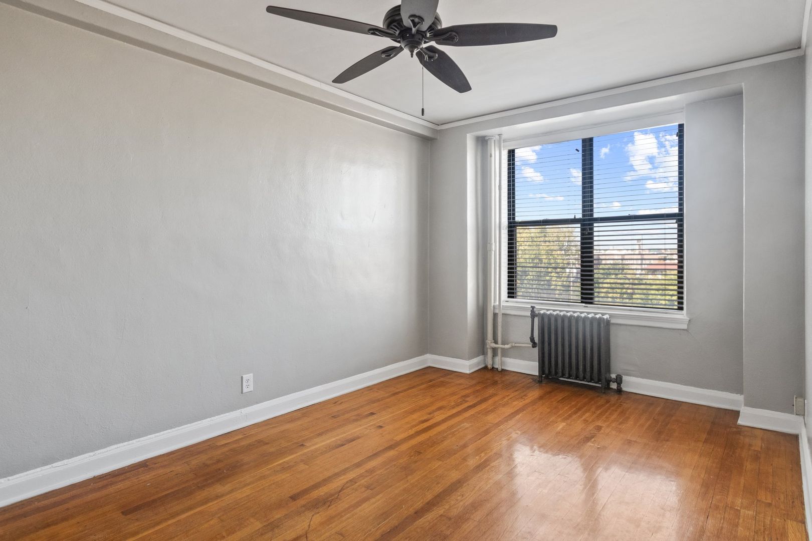 Indianapolis Apartment: 28 E 16th St