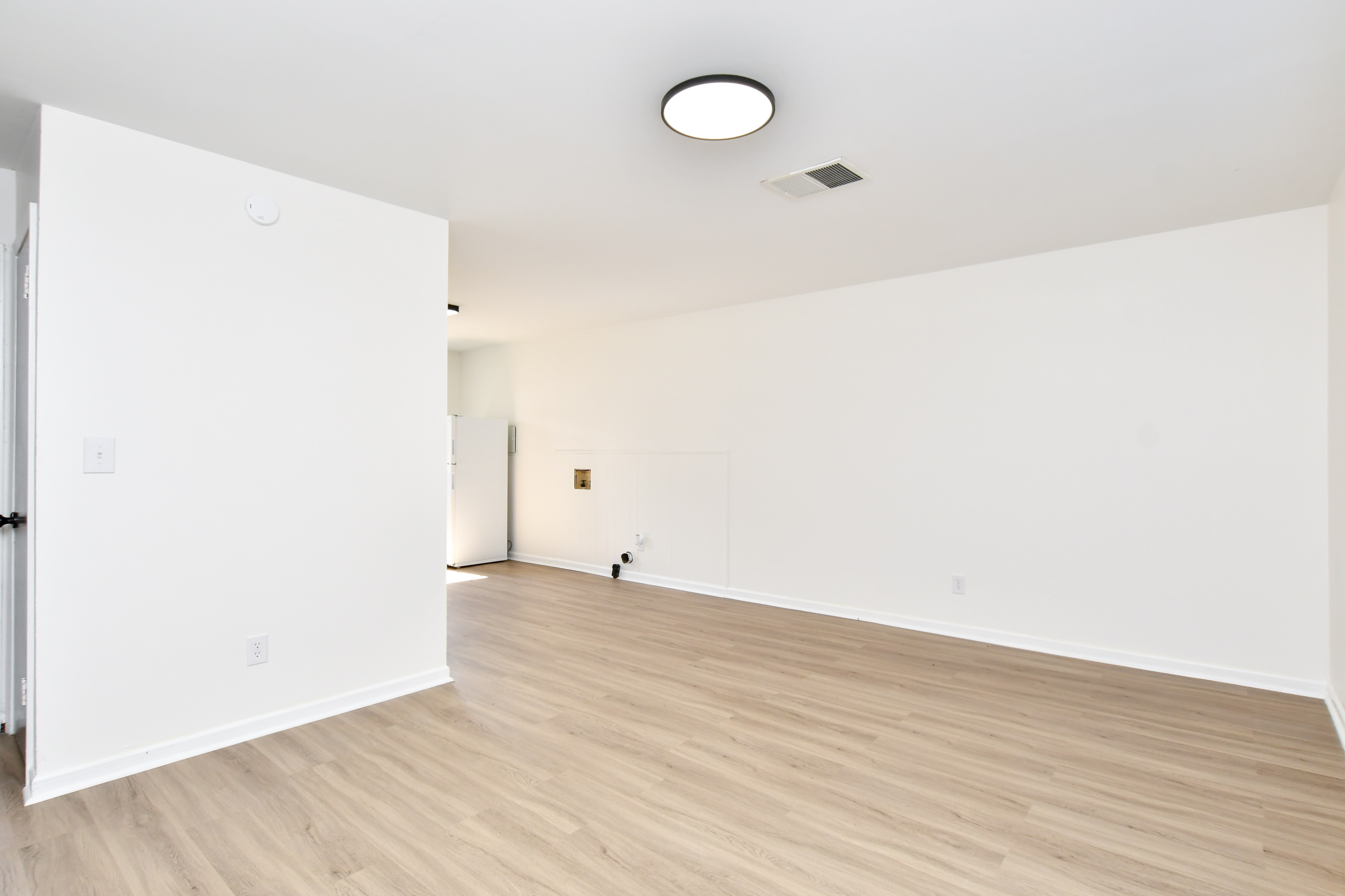 Greenville Apartment: 100 Burdine Rd